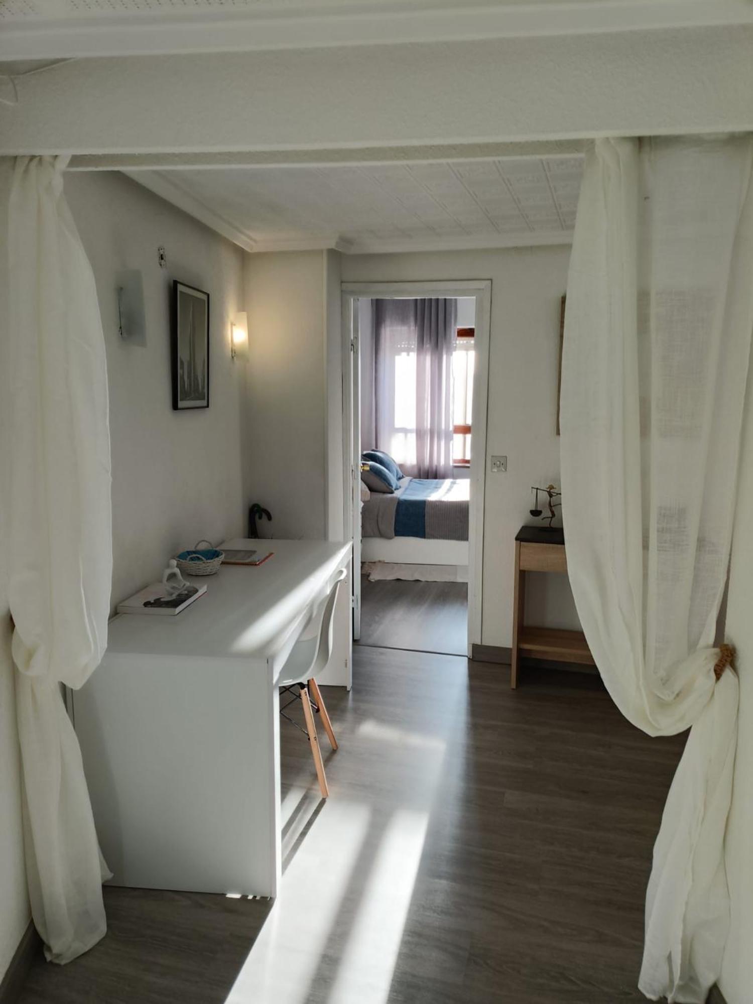 Apartamento Shenzhen En Astorga Camino De Santiago Cochera Bicis Eksteriør billede